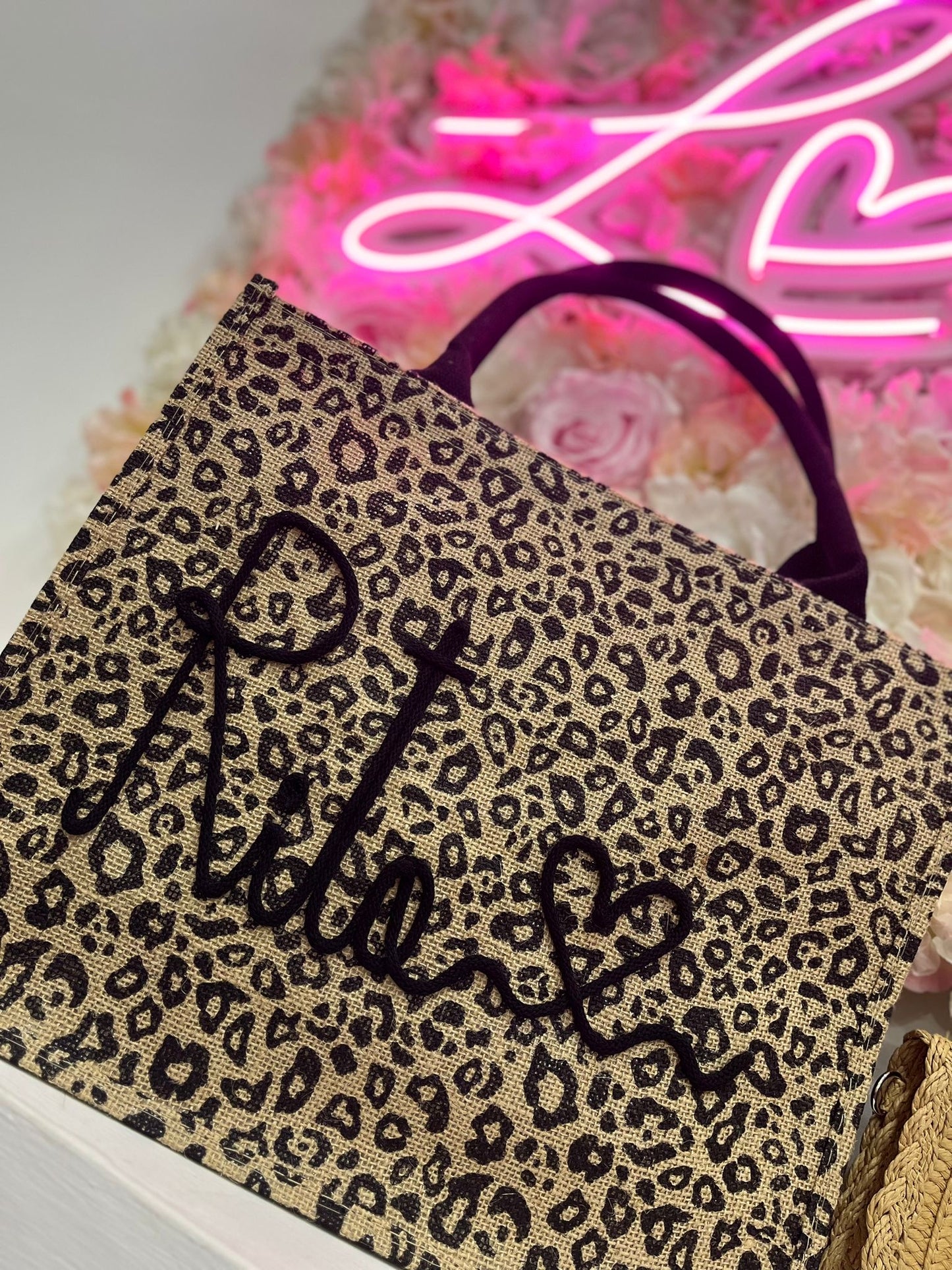 Bag’s Leo